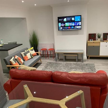 Beautiful 5Bedroom Hse-Contractor/Family/Corporate Dartford Buitenkant foto